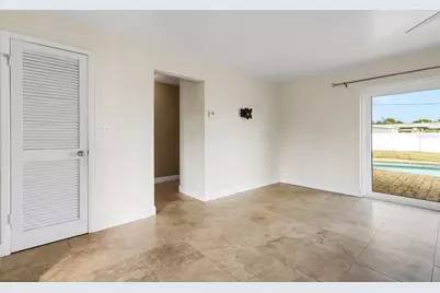 556 Mimosa Avenue NW, Port Charlotte, FL 33952 - Photo 11