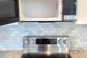 556 Mimosa Ave NW, Port Charlotte, FL 33952 - Photo 31