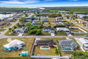 556 Mimosa Ave NW, Port Charlotte, FL 33952 - Photo 59