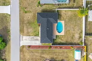 556 Mimosa Ave NW, Port Charlotte, FL 33952 - Photo 3