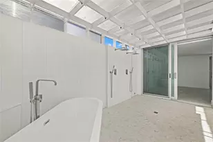 320 S Shore Dr, Sarasota, FL 34234 - Photo 27