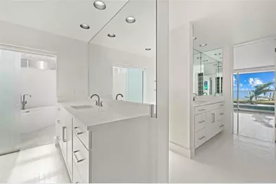 320 S Shore Drive, Sarasota, FL 34234 - Photo 25