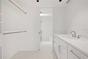 320 S Shore Dr, Sarasota, FL 34234 - Photo 31