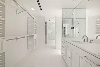 320 S Shore Drive, Sarasota, FL 34234 - Photo 23