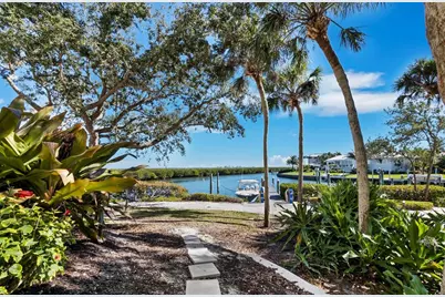 1918 Harbourside Drive #902, Longboat Key, FL 34228 - Photo 37