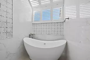 1918 Harbourside Dr, Longboat Key, FL 34228 - Photo 27