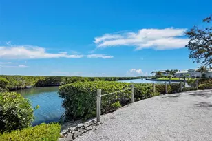 1918 Harbourside Dr, Longboat Key, FL 34228 - Photo 35