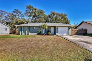 605 Albritton Ave, Sarasota, FL 34232 - Photo 3