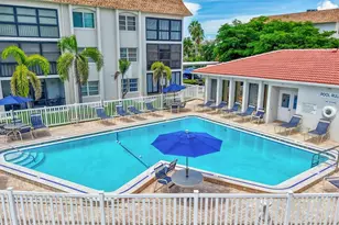 191 Vista Hermosa Cir, Sarasota, FL 34242 - Photo 33