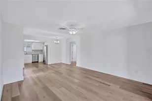 191 Vista Hermosa Cir, Sarasota, FL 34242 - Photo 17