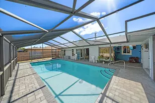 3601 Egerton Cir, Sarasota, FL 34233 - Photo 5