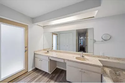 3601 Egerton Circle, Sarasota, FL 34233 - Photo 21