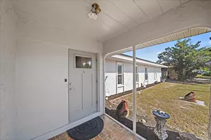 3601 Egerton Cir, Sarasota, FL 34233 - Photo 39