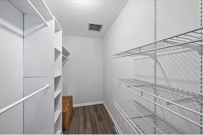 3601 Egerton Circle, Sarasota, FL 34233 - Photo 15