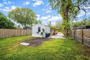 406 Avant St, Sarasota, FL 34232 - Photo 5