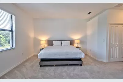 5707 N Honore Avenue #621, Sarasota, FL 34243 - Photo 9
