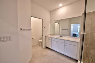 5707 N Honore Ave, Sarasota, FL 34243 - Photo 13