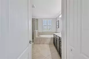 17834 Polo Trl, Lakewood Ranch, FL 34211 - Photo 37