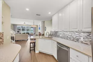 7528 Andora Dr, Sarasota, FL 34238 - Photo 9