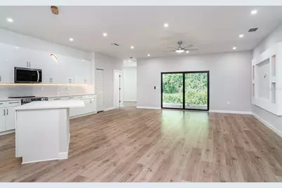 2141 Cork Oak Street, Sarasota, FL 34232 - Photo 7