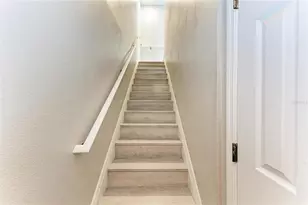 8626 Majestic Elm Ct, Lakewood Ranch, FL 34202 - Photo 7