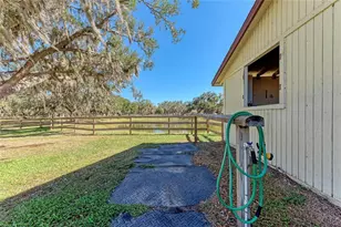 850 Palm View Way, Sarasota, FL 34240 - Photo 51