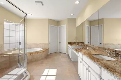 7203 Chatsworth Court, University Park, FL 34201 - Photo 19