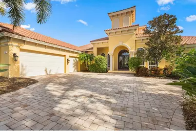 7203 Chatsworth Court, University Park, FL 34201 - Photo 3