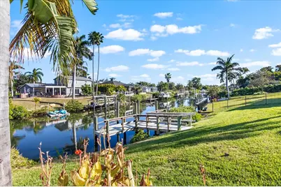 5507 America Drive, Sarasota, FL 34231 - Photo 9