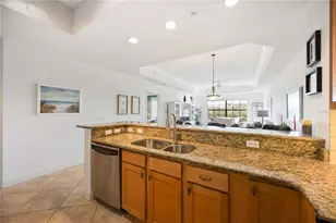 7702 Lake Vista Ct, Lakewood Ranch, FL 34202 - Photo 9