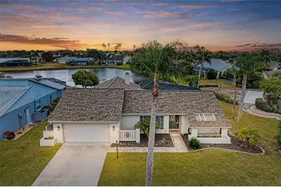 3871 Easton Street, Sarasota, FL 34238 - Photo 3