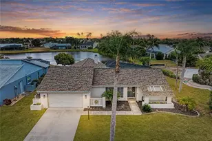 3871 Easton St, Sarasota, FL 34238 - Photo 3