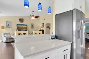 3601 E Bay Dr, Holmes Beach, FL 34217 - Photo 11