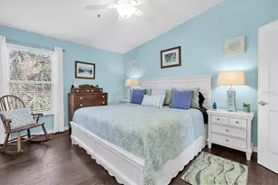 3601 E Bay Dr, Holmes Beach, FL 34217 - Photo 15