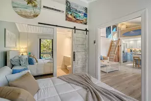 24 Sandy Cove Rd, Sarasota, FL 34242 - Photo 17