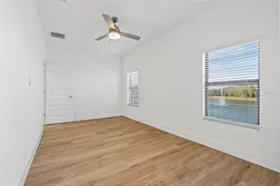 8025 Gulfstream Ct, Lakewood Ranch, FL 34202 - Photo 25