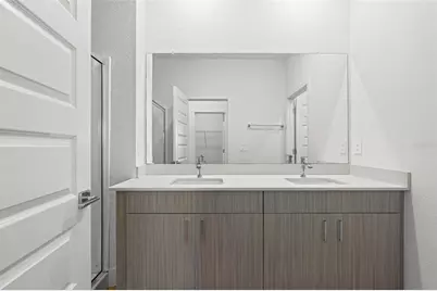 8025 Gulfstream Court, Lakewood Ranch, FL 34202 - Photo 27