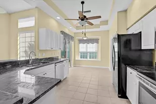 4031 Caddie Dr E, Bradenton, FL 34203 - Photo 5