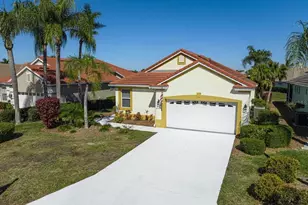 4031 Caddie Dr E, Bradenton, FL 34203 - Photo 37