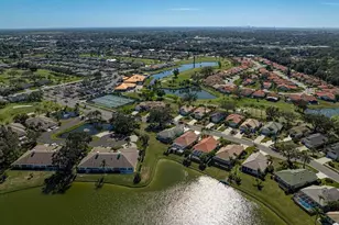 4031 Caddie Dr E, Bradenton, FL 34203 - Photo 43