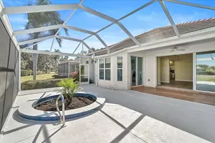 4031 Caddie Dr E, Bradenton, FL 34203 - Photo 29