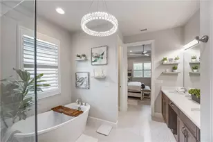 8012 Clearwater Ct, Sarasota, FL 34241 - Photo 3