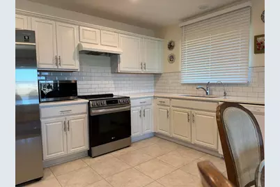 3558 74th Avenue Circle E, Sarasota, FL 34243 - Photo 17