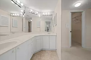 1233 Edgewater Cir, Bradenton, FL 34209 - Photo 23