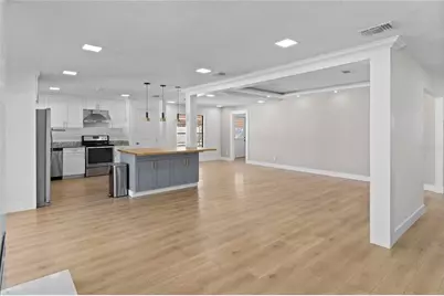 14910 Winterwind Drive, Tampa, FL 33624 - Photo 17