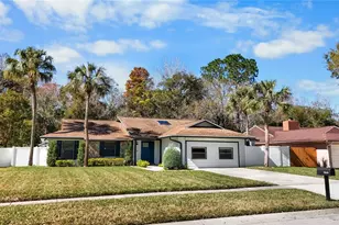 14910 Winterwind Dr, Tampa, FL 33624 - Photo 3