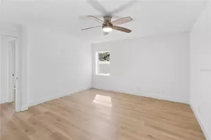 14910 Winterwind Dr, Tampa, FL 33624 - Photo 31