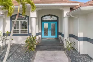 360 Capri Isles Ct, Punta Gorda, FL 33950 - Photo 5