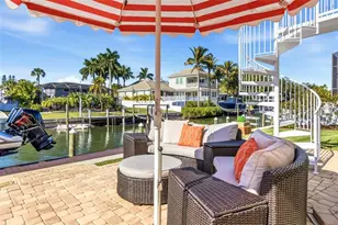 1725 Baywood Dr, Sarasota, FL 34231 - Photo 19