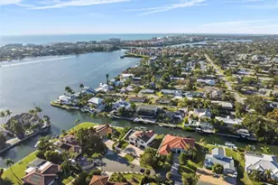 1725 Baywood Dr, Sarasota, FL 34231 - Photo 91